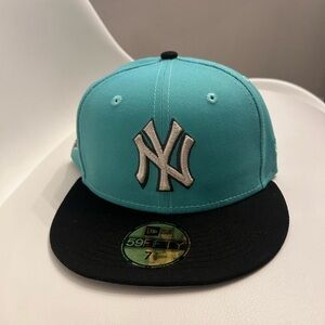 New York Yankees World Series limited edition new Era cap size 7 1/4